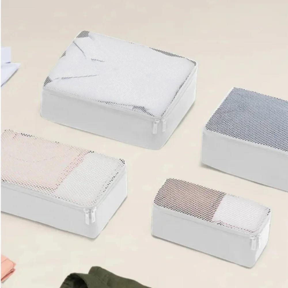 AWAY The Insider Nylon Packing Cubes Set of 4 in White NEW NIB RARE!!